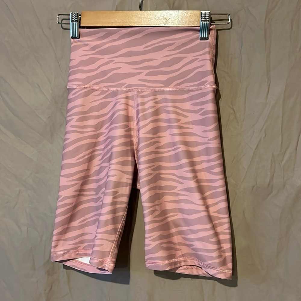American Eagle biker shorts